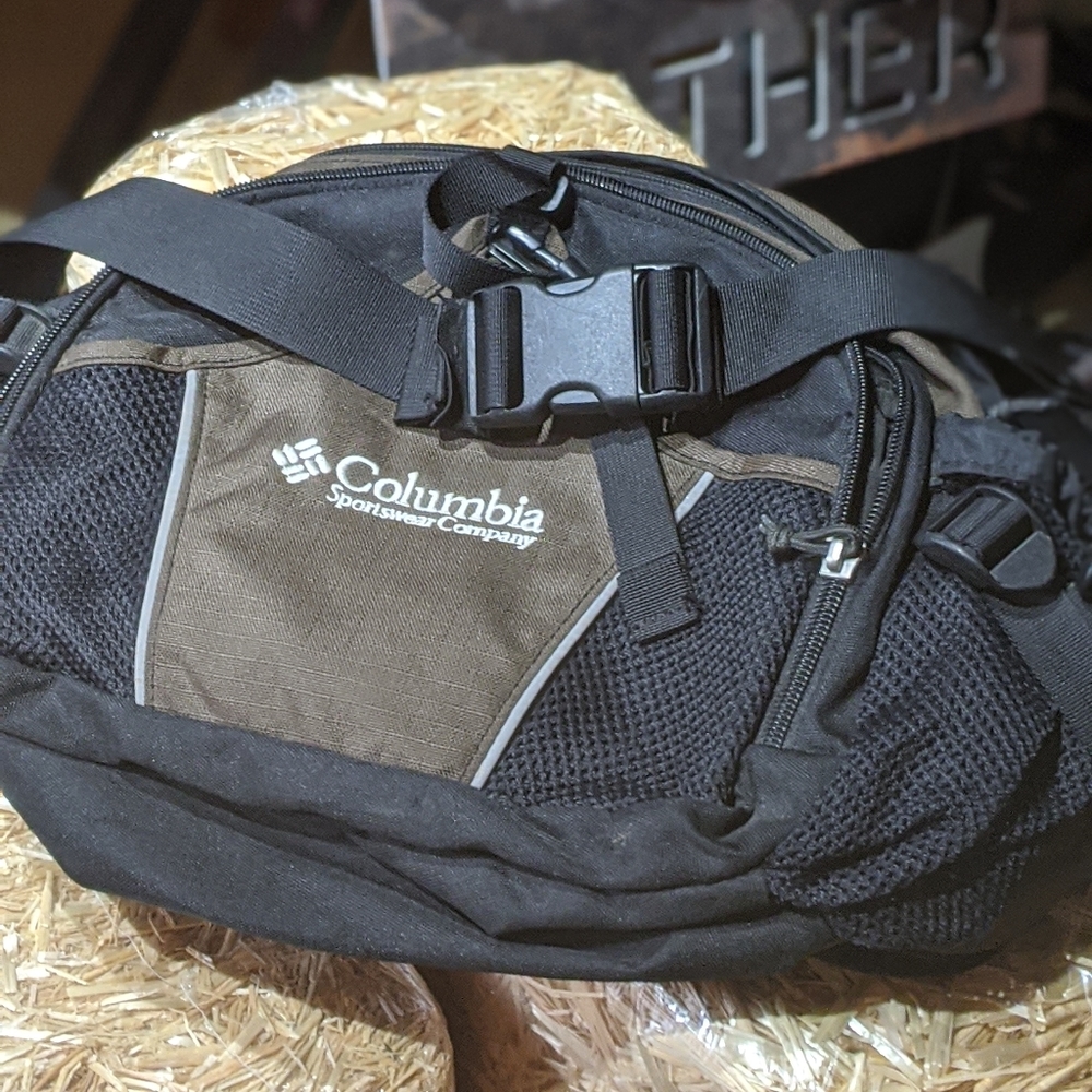 Columbia Large Hiking Fanny Pack